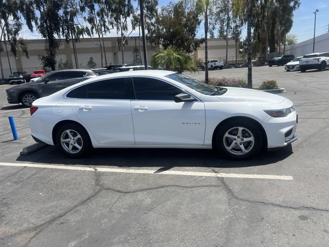used 2018 Chevrolet Malibu car, priced at $12,681