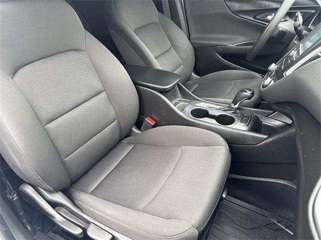 used 2018 Chevrolet Malibu car, priced at $11,731