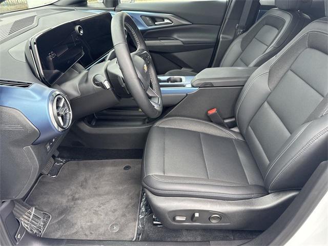 new 2025 Chevrolet Equinox EV car, priced at $31,988