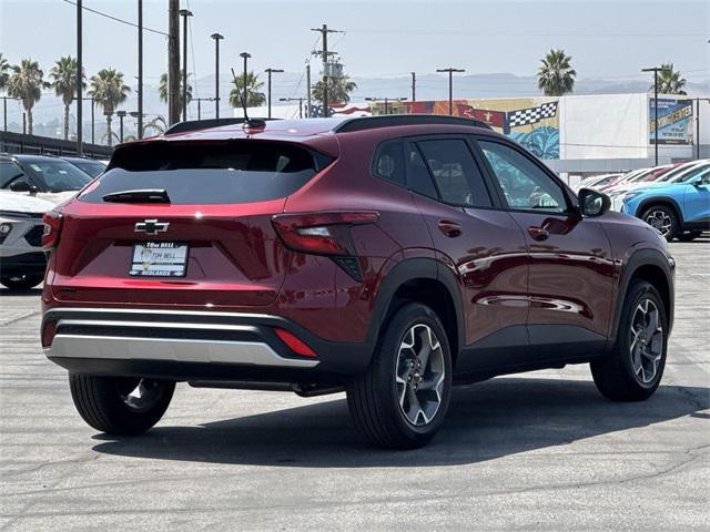 new 2025 Chevrolet Trax car, priced at $25,260