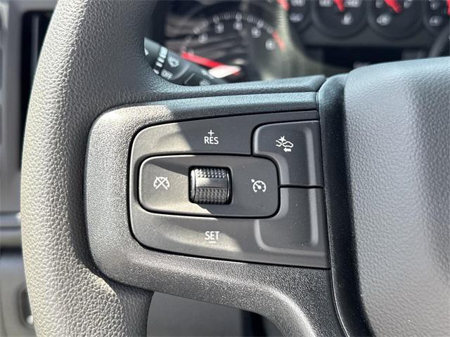 new 2025 Chevrolet Silverado 1500 car, priced at $45,720