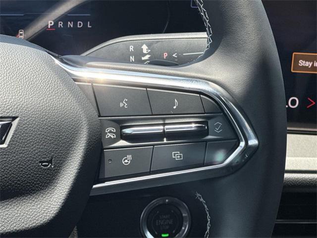 new 2025 Chevrolet Traverse car, priced at $42,740