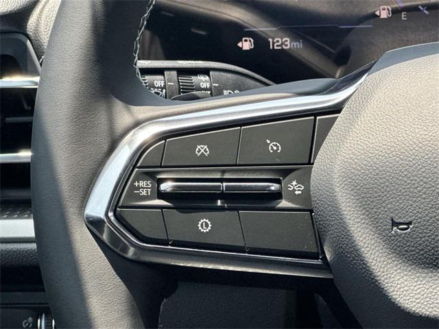 new 2025 Chevrolet Traverse car, priced at $42,740