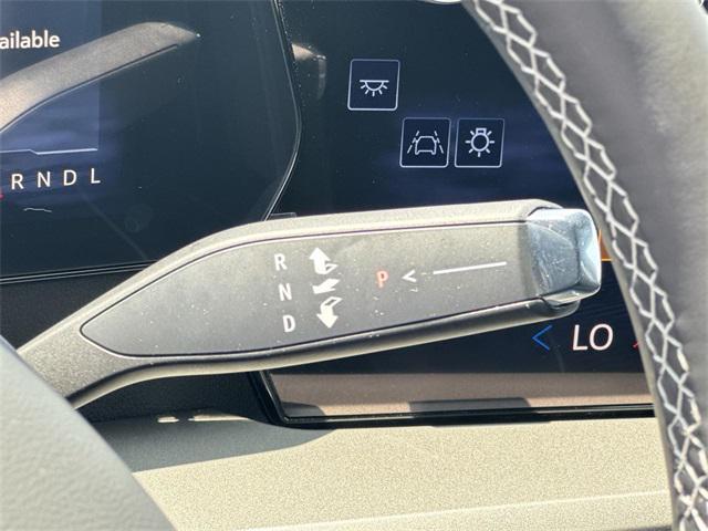 new 2025 Chevrolet Traverse car, priced at $42,740