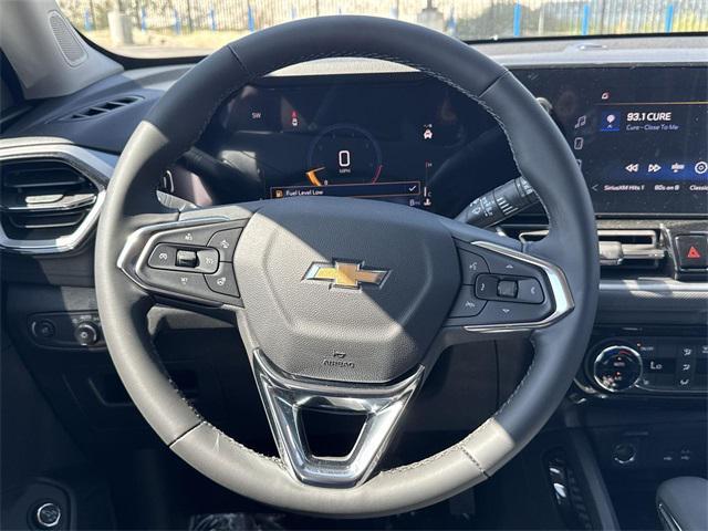 new 2025 Chevrolet TrailBlazer car, priced at $31,450