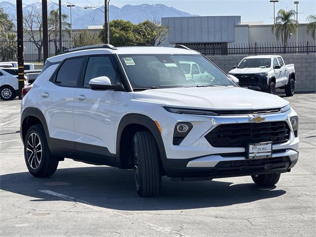 new 2025 Chevrolet TrailBlazer car, priced at $31,450
