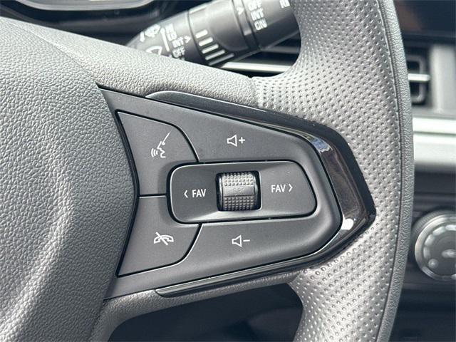 new 2025 Chevrolet Trax car, priced at $21,395