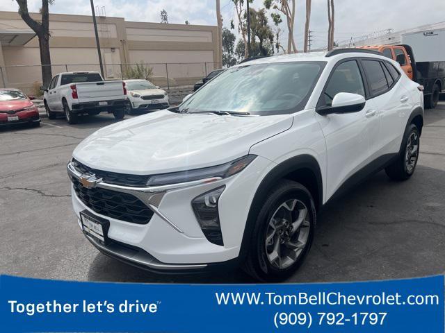 new 2025 Chevrolet Trax car, priced at $25,260