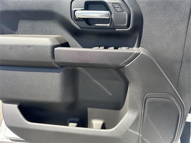 new 2025 Chevrolet Silverado 2500 car, priced at $48,988