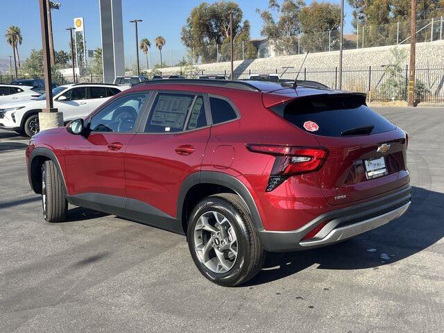 new 2025 Chevrolet Trax car, priced at $23,465