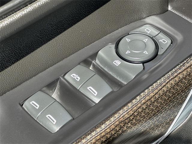 used 2021 Chevrolet Silverado 1500 car, priced at $39,320