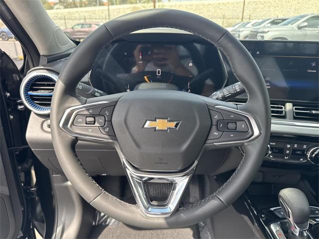 new 2025 Chevrolet Trax car, priced at $23,988