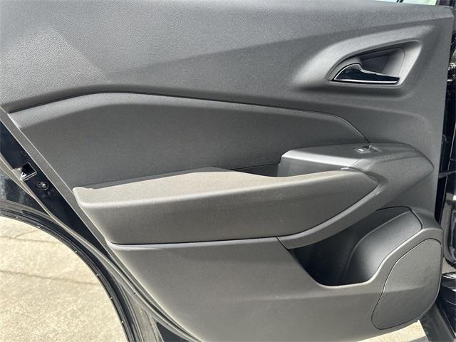 new 2025 Chevrolet Trax car, priced at $23,988