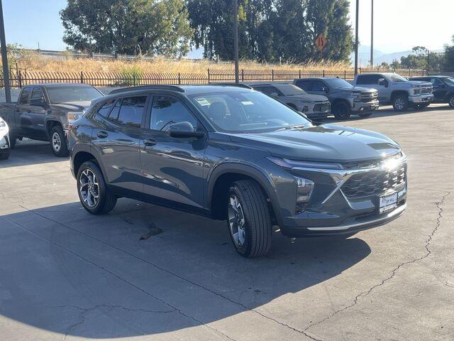 new 2025 Chevrolet Trax car, priced at $23,985