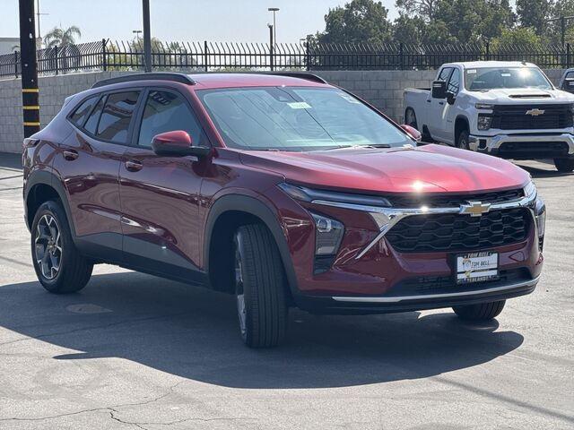 new 2025 Chevrolet Trax car, priced at $23,985