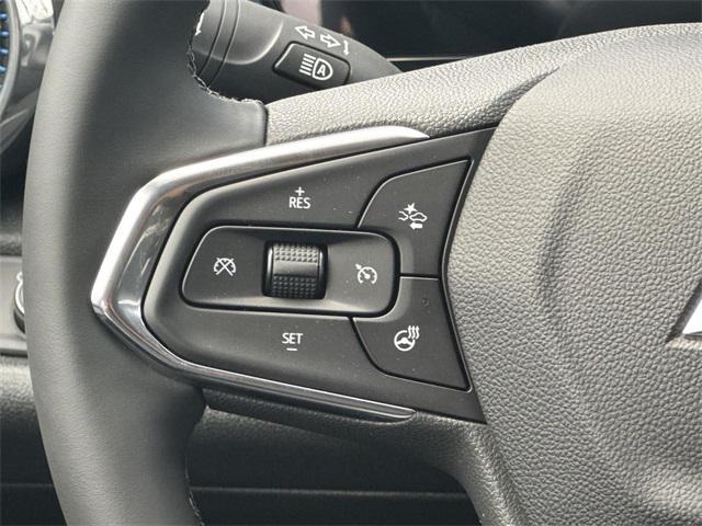 new 2025 Chevrolet Trax car, priced at $26,155