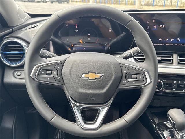 new 2025 Chevrolet Trax car, priced at $26,155