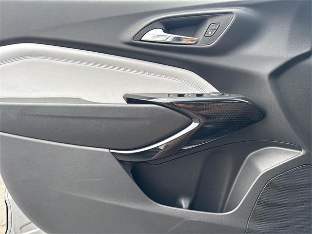 new 2025 Chevrolet Trax car, priced at $26,155