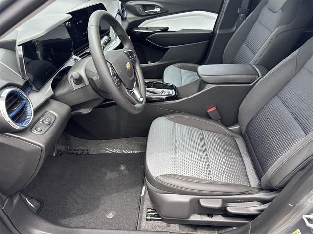 new 2025 Chevrolet Trax car, priced at $26,155