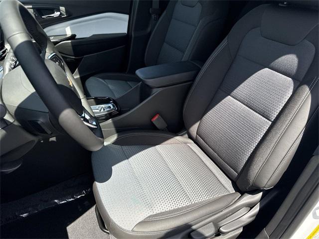 new 2025 Chevrolet Trax car, priced at $26,155