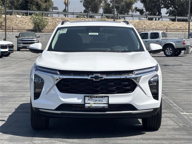 new 2025 Chevrolet Trax car, priced at $26,155