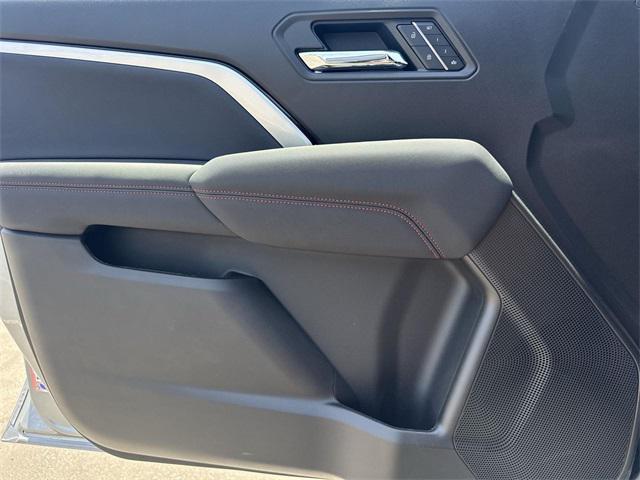 new 2025 Chevrolet Colorado car, priced at $48,890