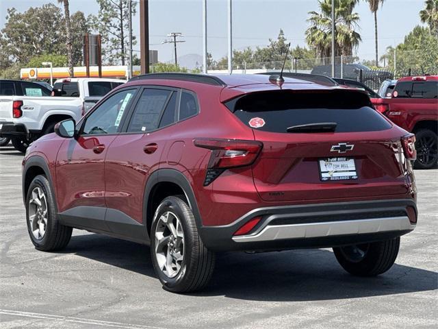 new 2025 Chevrolet Trax car, priced at $25,260