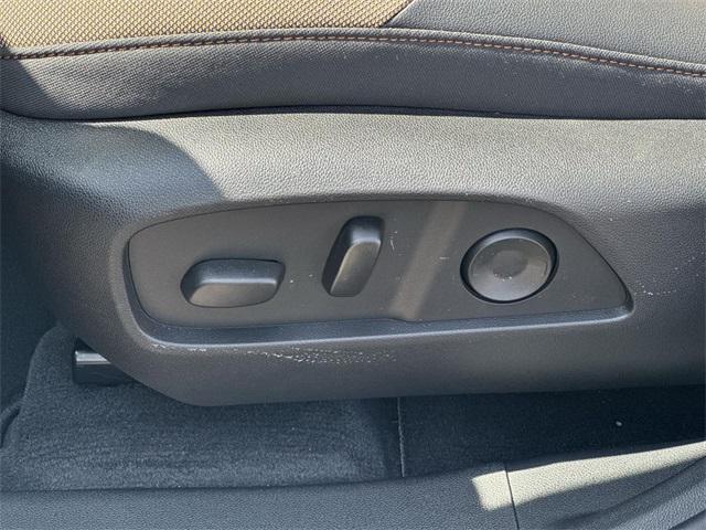 new 2025 Chevrolet Equinox car, priced at $39,280