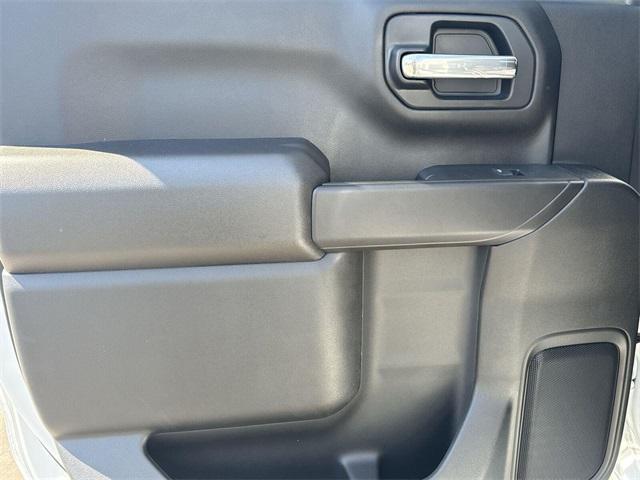 new 2024 Chevrolet Silverado 1500 car, priced at $40,488