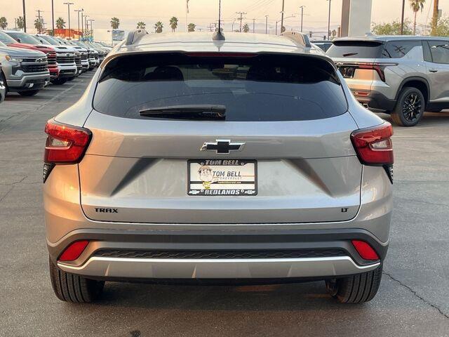 new 2025 Chevrolet Trax car, priced at $23,465