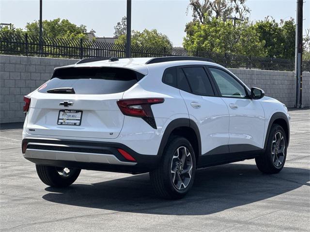 new 2025 Chevrolet Trax car, priced at $26,155