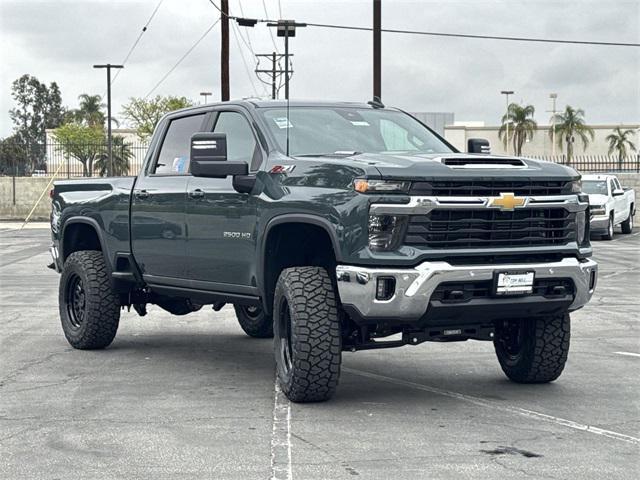 new 2025 Chevrolet Silverado 2500 car, priced at $72,988