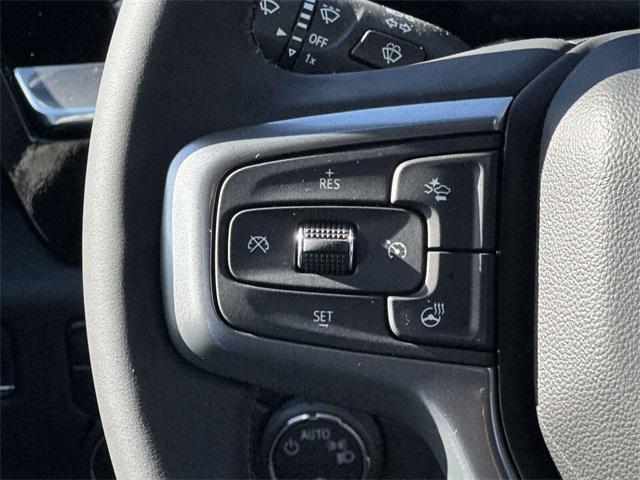 new 2025 Chevrolet Silverado 1500 car, priced at $41,738