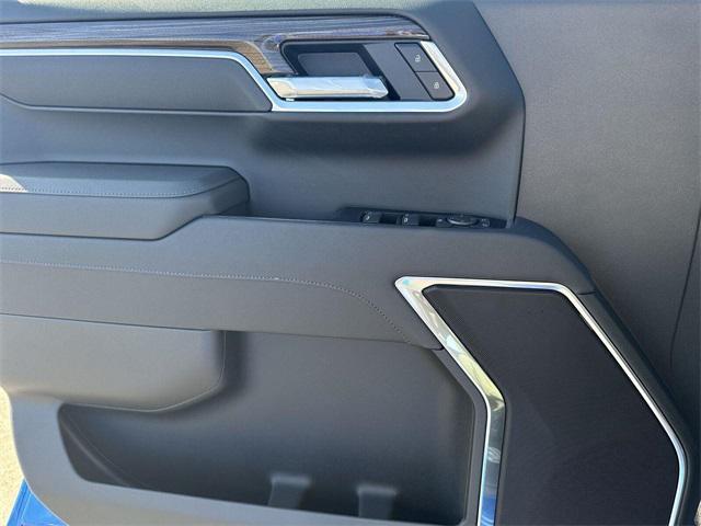 new 2025 Chevrolet Silverado 1500 car, priced at $41,738