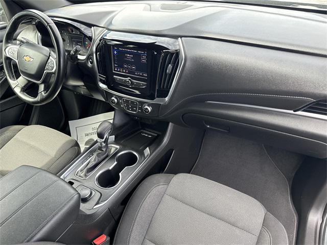 used 2023 Chevrolet Traverse car, priced at $28,623