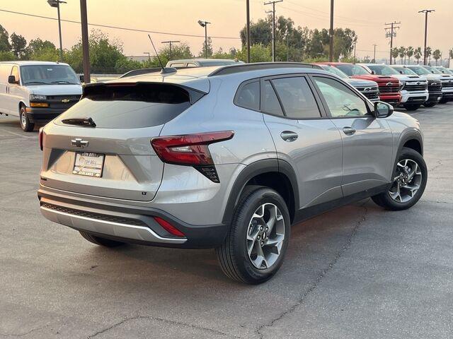 new 2025 Chevrolet Trax car, priced at $23,465