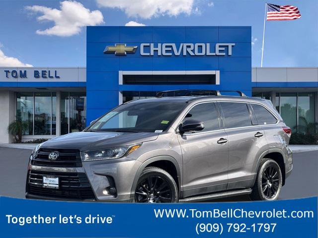 used 2019 Toyota Highlander car, priced at $25,994