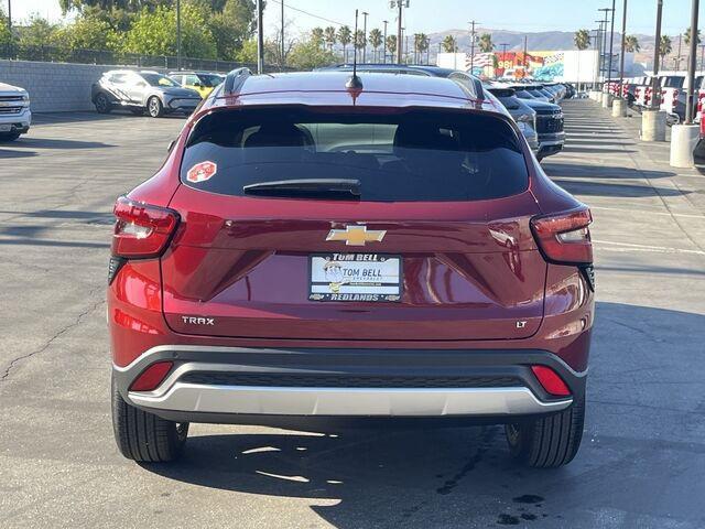 new 2025 Chevrolet Trax car, priced at $23,985