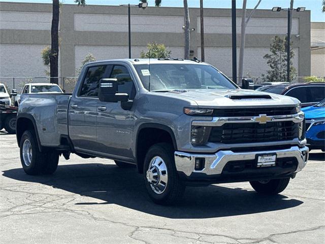 new 2025 Chevrolet Silverado 3500 car, priced at $70,488