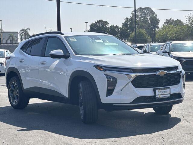 new 2025 Chevrolet Trax car, priced at $23,985