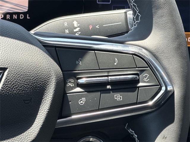 new 2025 Chevrolet Traverse car, priced at $42,195