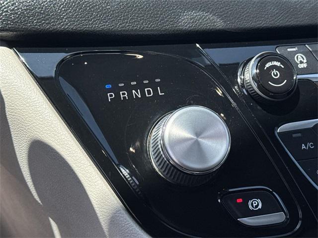 used 2021 Chrysler Pacifica car, priced at $24,775