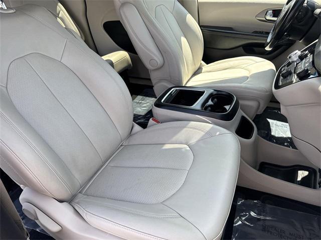used 2021 Chrysler Pacifica car, priced at $24,775