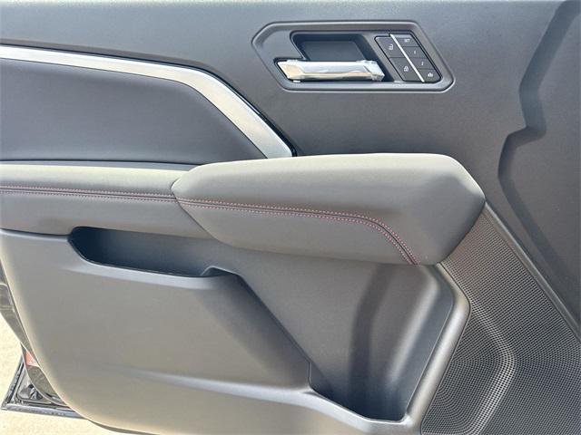 new 2025 Chevrolet Colorado car, priced at $50,235