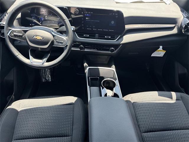 new 2025 Chevrolet Equinox car, priced at $25,988