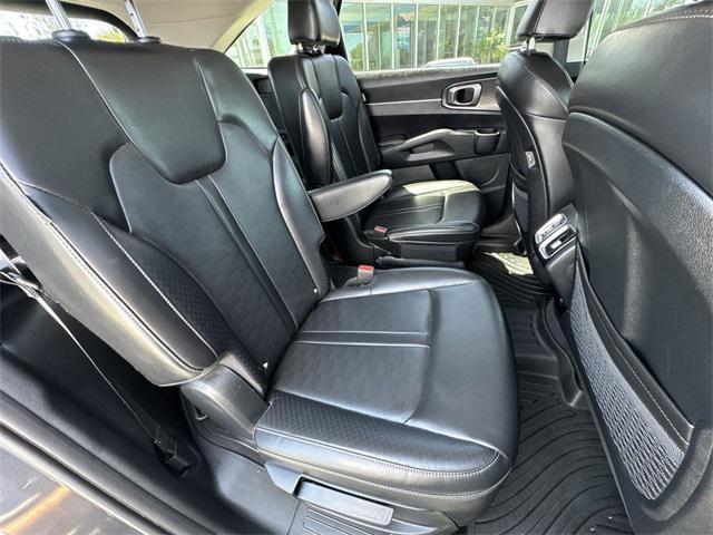 used 2024 Kia Sorento car, priced at $31,992
