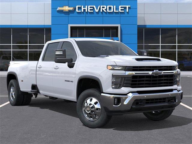 new 2026 Chevrolet Silverado 3500 car, priced at $78,010
