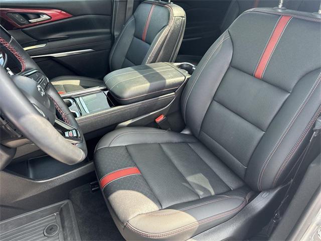 used 2024 Chevrolet Traverse car, priced at $51,883