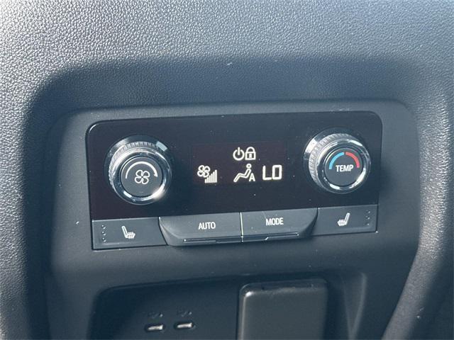 used 2024 Chevrolet Traverse car, priced at $51,883