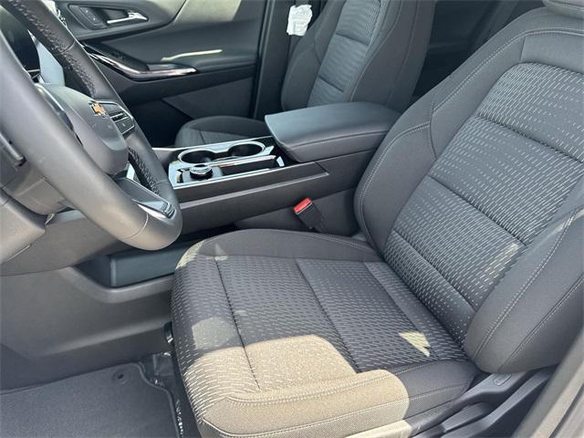 new 2026 Chevrolet Equinox car, priced at $29,495
